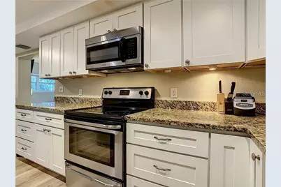 10222 66th Avenue, Seminole, FL 33772 - Photo 7
