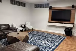 4250 Swift Rd, Sarasota, FL 34231 - Photo 7