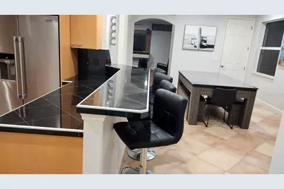 4250 Swift Road, Sarasota, FL 34231 - Photo 5