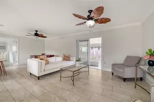 3085 Goldenrod St, Sarasota, FL 34239 - Photo 5