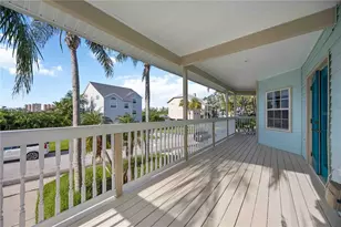 13951 Harbor View Dr, Seminole, FL 33776 - Photo 31