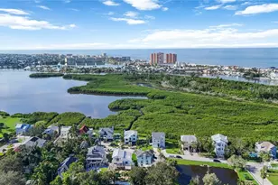 13951 Harbor View Dr, Seminole, FL 33776 - Photo 49