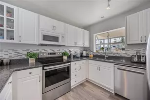 13951 Harbor View Dr, Seminole, FL 33776 - Photo 13