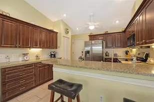 4176 Vallarta Ct, Sarasota, FL 34233 - Photo 21
