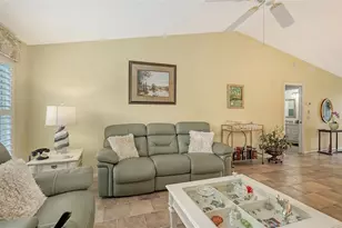 4176 Vallarta Ct, Sarasota, FL 34233 - Photo 17