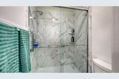 4176 Vallarta Court #3033, Sarasota, FL 34233 - Photo 7