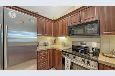 4176 Vallarta Court #3033, Sarasota, FL 34233 - Photo 25