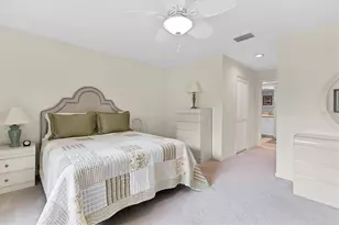 3946 Wilshire Cir E, Sarasota, FL 34238 - Photo 17