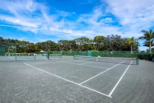 210 Sands Point Rd, Longboat Key, FL 34228 - Photo 35