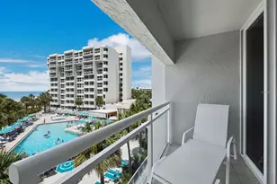 210 Sands Point Rd, Longboat Key, FL 34228 - Photo 23