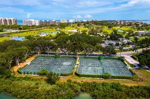 210 Sands Point Rd, Longboat Key, FL 34228 - Photo 29