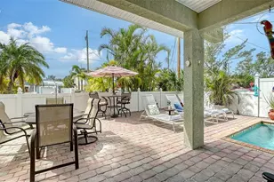 220 36th St, Holmes Beach, FL 34217 - Photo 31