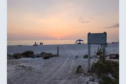 220 36th Street, Holmes Beach, FL 34217 - Photo 47