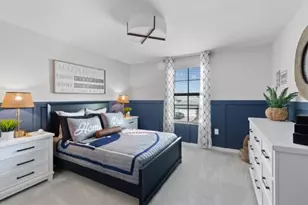 17428 Luminous Ave, Venice, FL 34293 - Photo 9