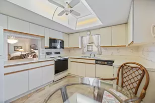 462 Oak Hill Cir, Sarasota, FL 34232 - Photo 5