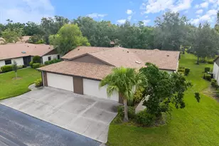 462 Oak Hill Cir, Sarasota, FL 34232 - Photo 1