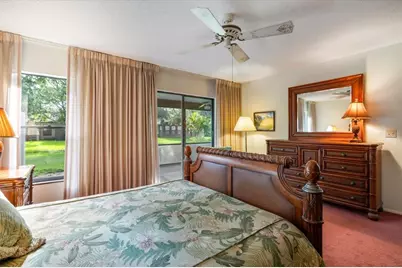 462 Oak Hill Circle #5, Sarasota, FL 34232 - Photo 13