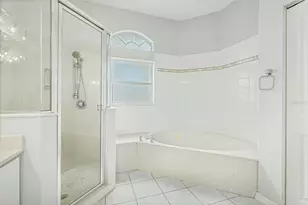 4454 Hollybrook Way, Sarasota, FL 34233 - Photo 19