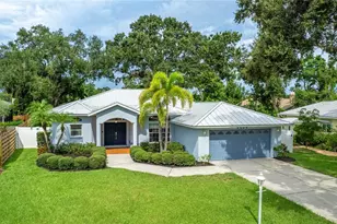 4454 Hollybrook Way, Sarasota, FL 34233 - Photo 1