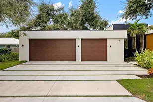 1873 Rose St, Sarasota, FL 34239 - Photo 5