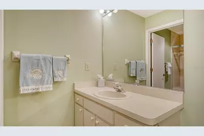 5366 Christie Ann Place #19, Sarasota, FL 34233 - Photo 31