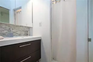 2238 Rose St, Sarasota, FL 34239 - Photo 45