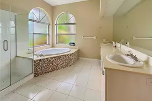 6809 Erica Ln, Sarasota, FL 34241 - Photo 15