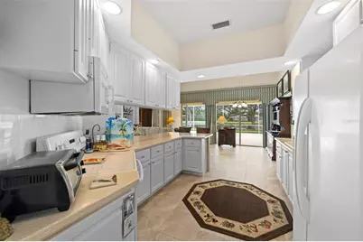 5791 Girona Place, Sarasota, FL 34238 - Photo 11