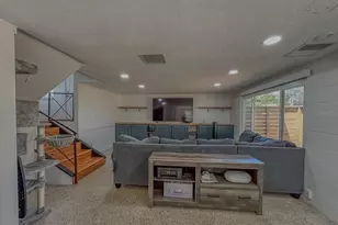 4247 Dr Martin Luther King Jr Street N, Saint Petersburg, FL 33703 - Photo 27