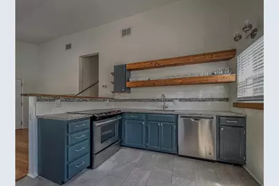 4247 Dr Martin Luther King Jr Street N, Saint Petersburg, FL 33703 - Photo 19