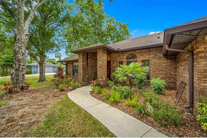 9206 65th Avenue E, Bradenton, FL 34202 - Photo 5