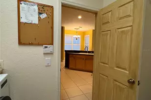 7832 Kavanagh Ct, Sarasota, FL 34240 - Photo 21