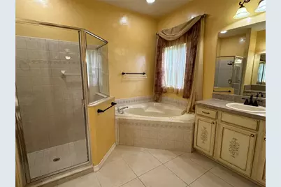 7832 Kavanagh Court, Sarasota, FL 34240 - Photo 31