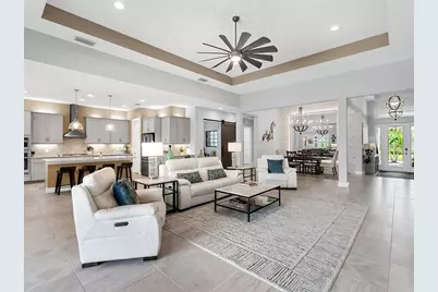 8273 Grande Shores Drive, Sarasota, FL 34240 - Photo 15