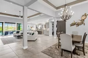 8273 Grande Shores Dr, Sarasota, FL 34240 - Photo 9