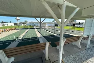 204 Freeport Dr, Sarasota, FL 34233 - Photo 13