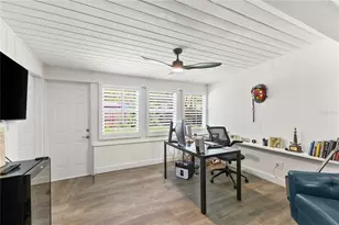 163 Sunway Ave, Sarasota, FL 34237 - Photo 17