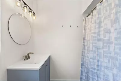 163 Sunway Avenue, Sarasota, FL 34237 - Photo 23