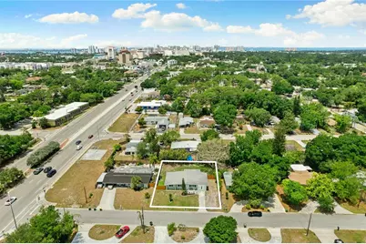 163 Sunway Avenue, Sarasota, FL 34237 - Photo 29