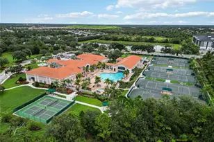 4211 64th Dr E, Sarasota, FL 34243 - Photo 29