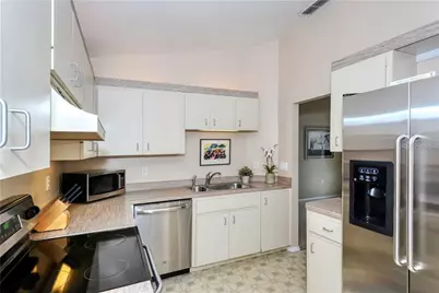 220 Chartley Court N, Sarasota, FL 34232 - Photo 7