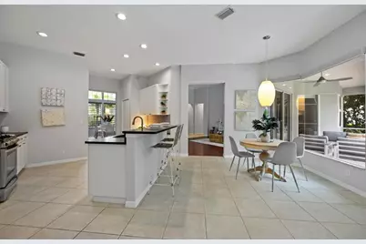 8204 Waterview Boulevard, Lakewood Ranch, FL 34202 - Photo 17