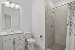 8554 St Kitts Cir, Englewood, FL 34224 - Photo 27