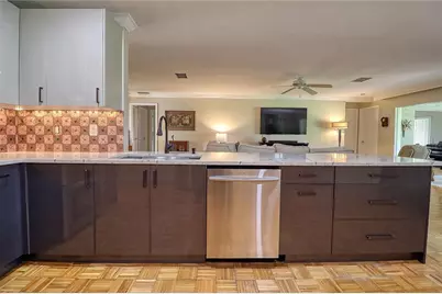 7149 Fairway Bend Circle, Sarasota, FL 34243 - Photo 19