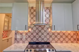 7149 Fairway Bend Cir, Sarasota, FL 34243 - Photo 23