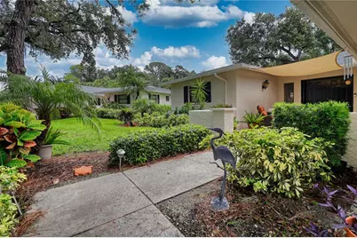 7149 Fairway Bend Circle, Sarasota, FL 34243 - Photo 3