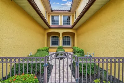 8161 Miramar Way #8161, Lakewood Ranch, FL 34202 - Photo 3