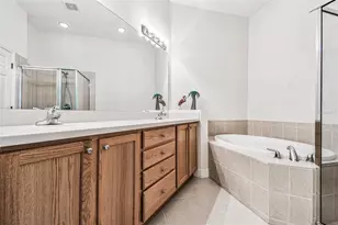 8161 Miramar Way, Lakewood Ranch, FL 34202 - Photo 33