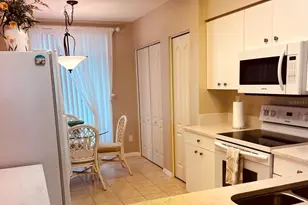 9641 Castle Point Dr, Sarasota, FL 34238 - Photo 5