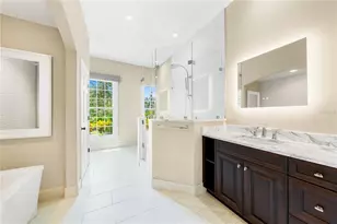 133 Osprey Point Dr, Osprey, FL 34229 - Photo 11